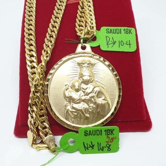 18k Solid Yellow Gold Necklace and Pendant - Picture 5 of 6